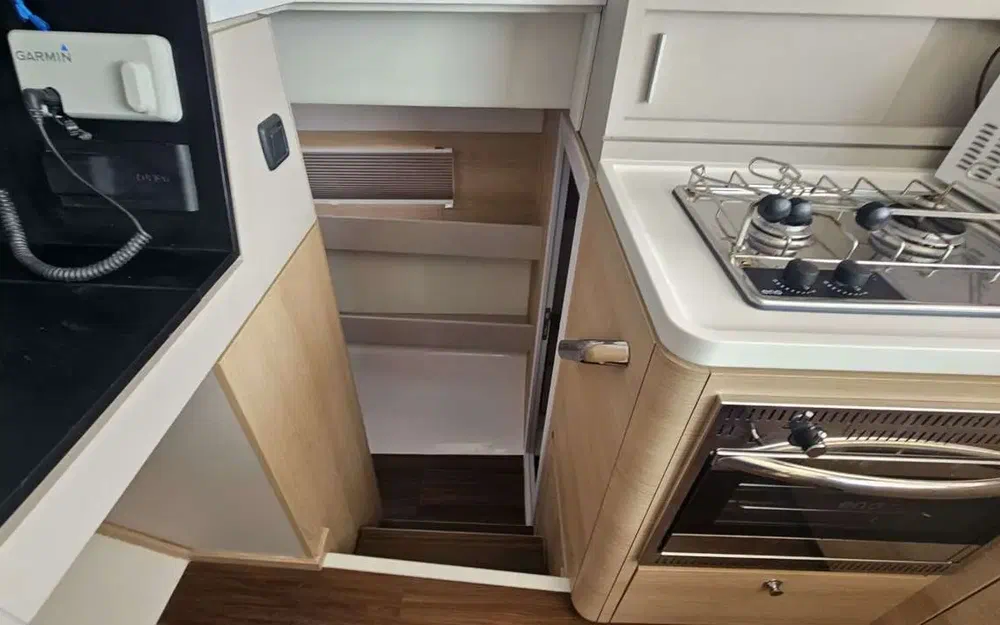 slider 34 Aventura Yacht 34