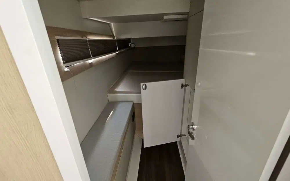 slider 35 Aventura Yacht 34