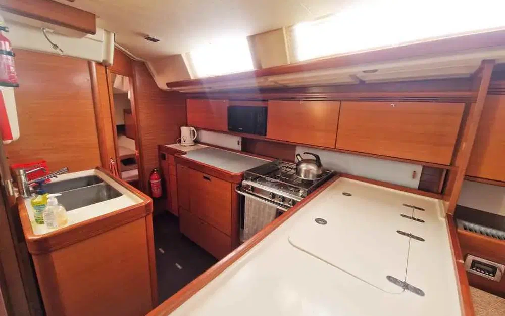 slider 9 Dufour 525 Grand Large