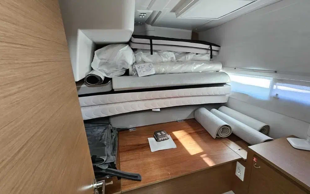 slider 15 Beneteau Excess 11