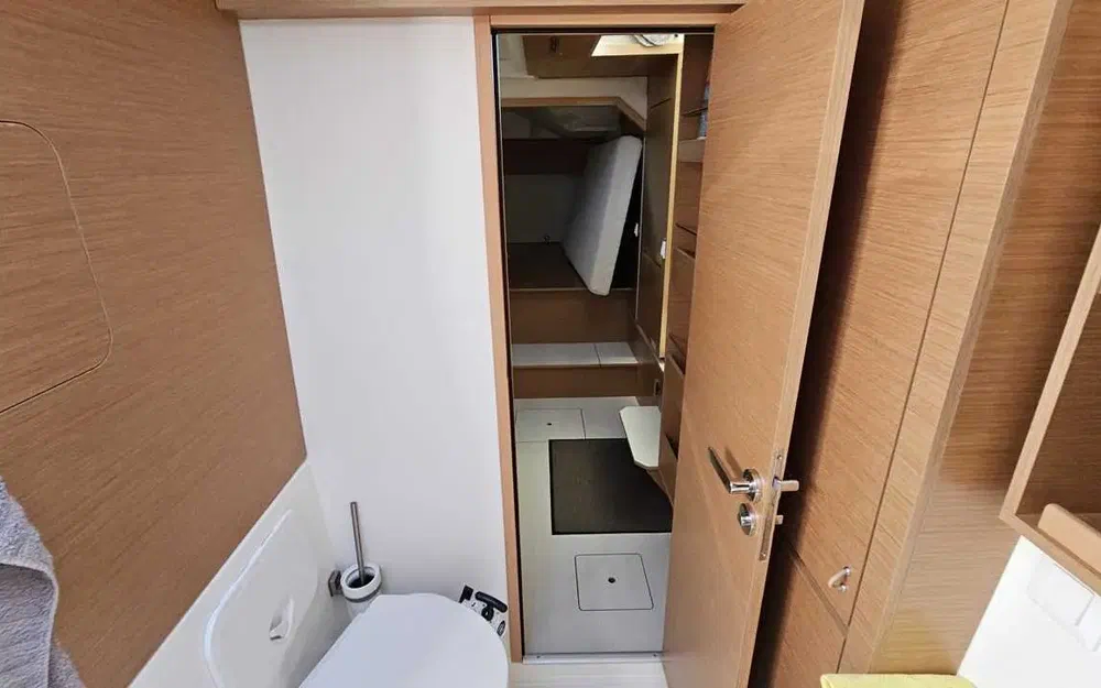 slider 17 Beneteau Excess 11