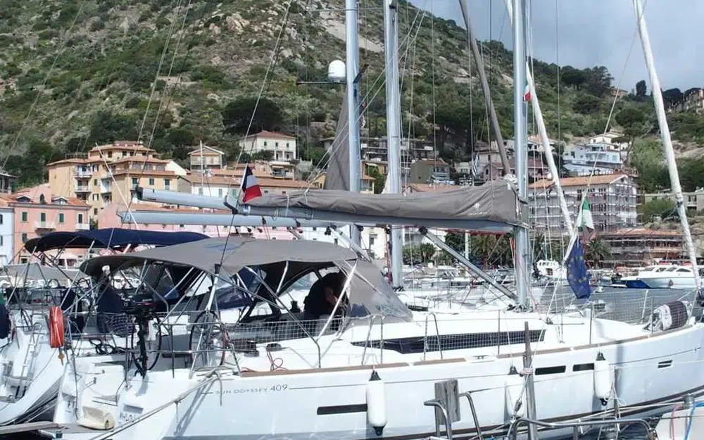 slider 15 Jeanneau Sun Odyssey 409