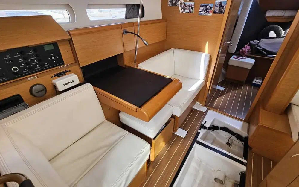 slider 3 Jeanneau Sun Odyssey 409