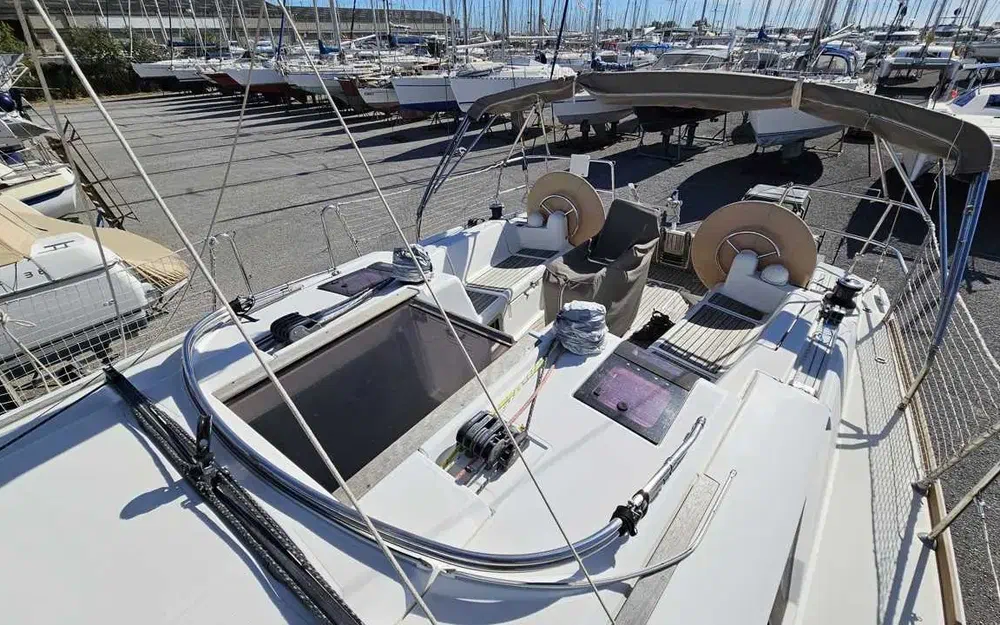 slider 7 Jeanneau Sun Odyssey 409
