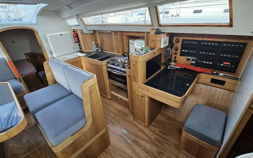 slider 11 Futuna Yachts Futuna 50