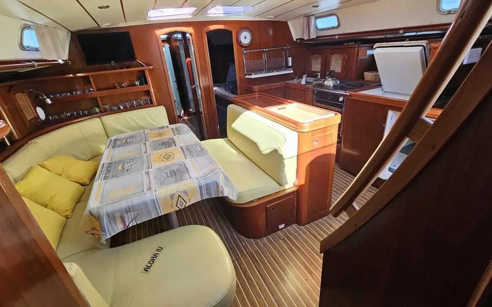 slider 1 Beneteau 50