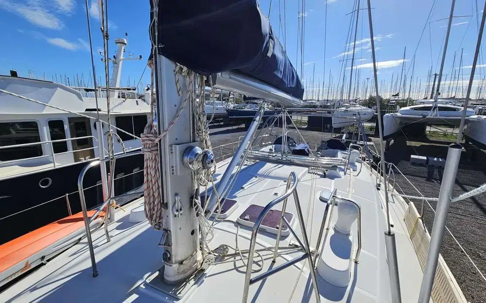 slider 11 Beneteau 50