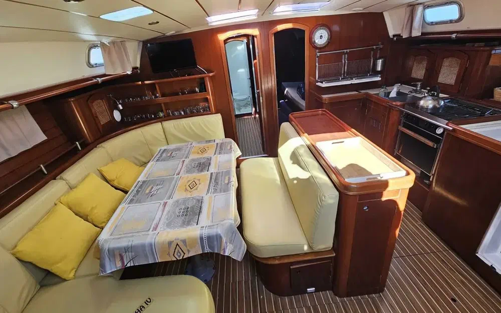 slider 21 Beneteau 50
