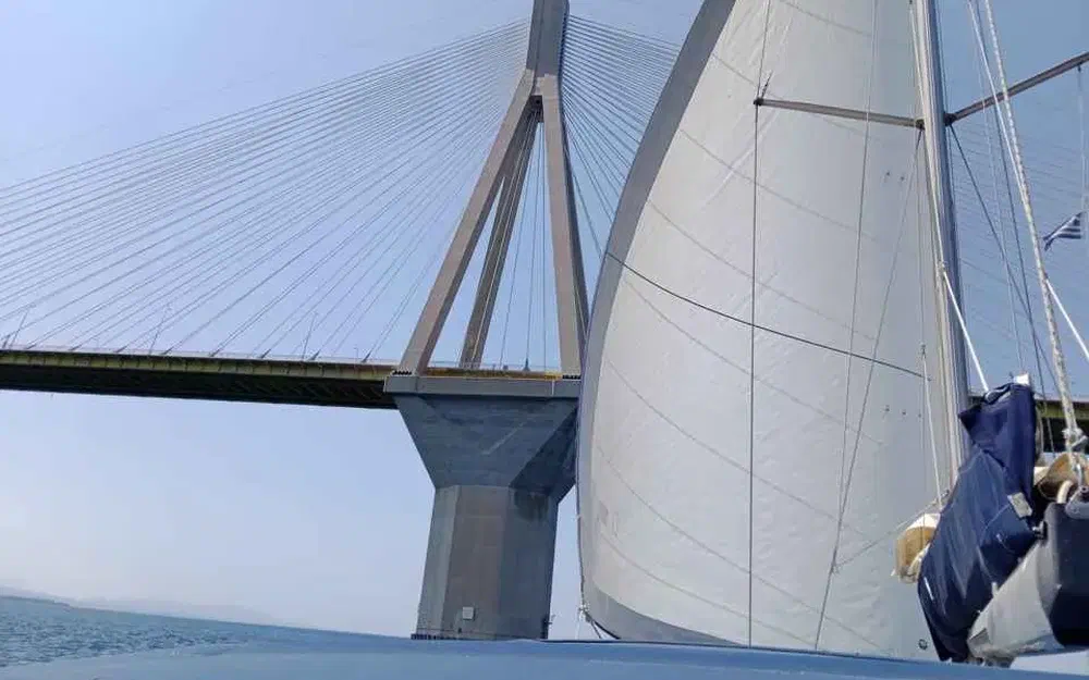 slider 6 Beneteau 50