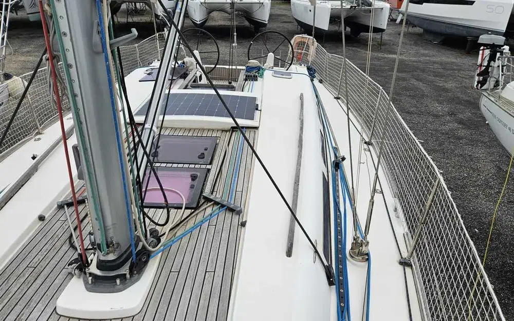 slider 18 Dufour 40 E Performance