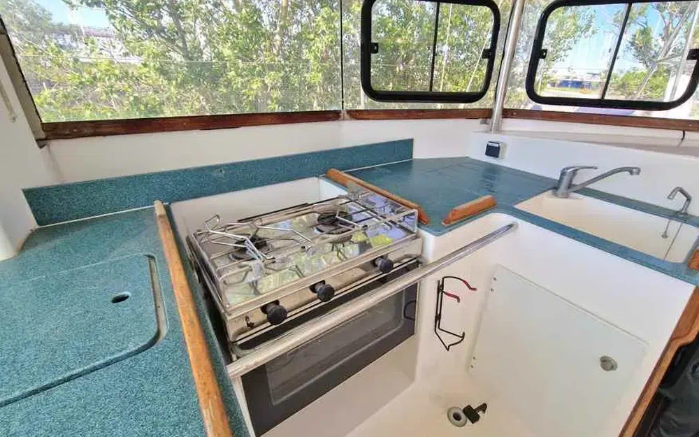slider 13 Dufour Atoll 43