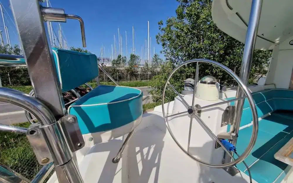 slider 7 Dufour Atoll 43