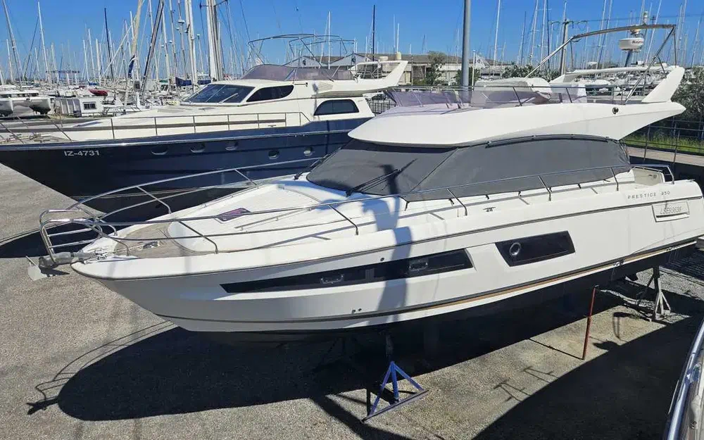 slider 0 Jeanneau Prestige 450