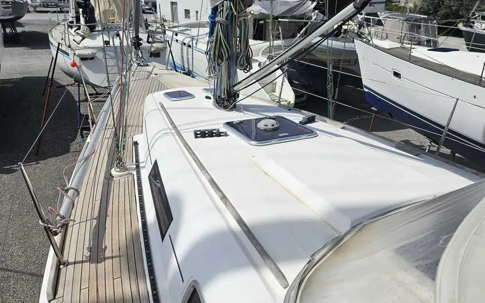 slider 18 Dufour 34 Performance