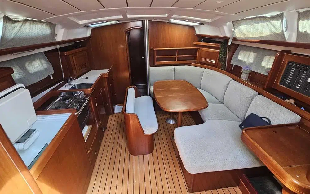 slider 1 Beneteau Oceanis 423 Clipper