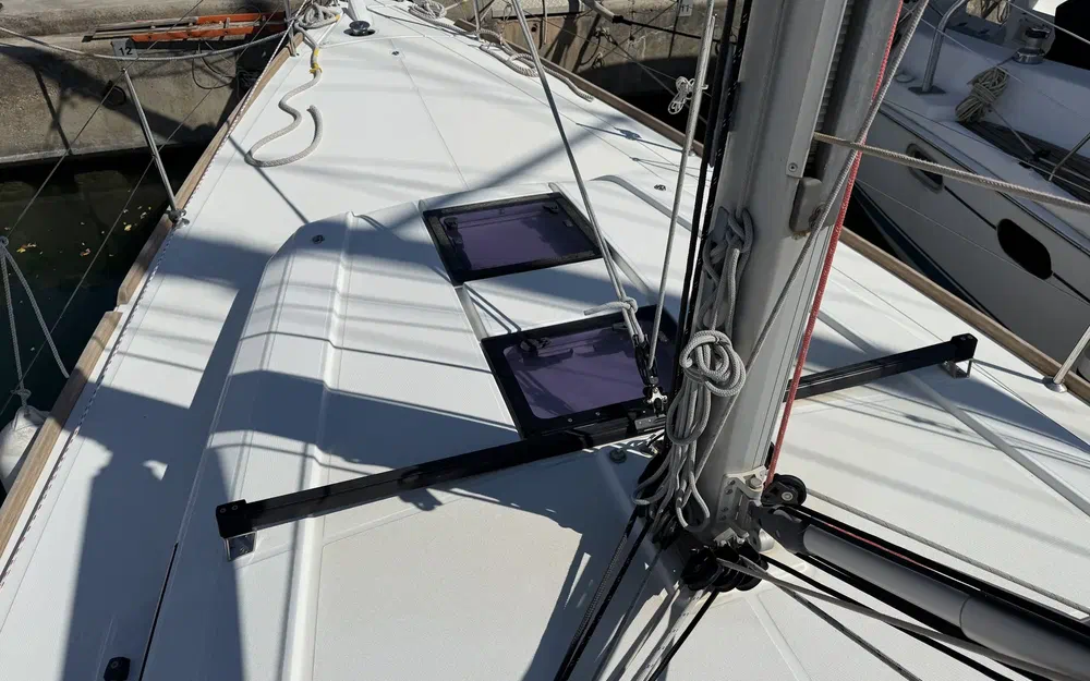 slider 10 Beneteau Oceanis 38