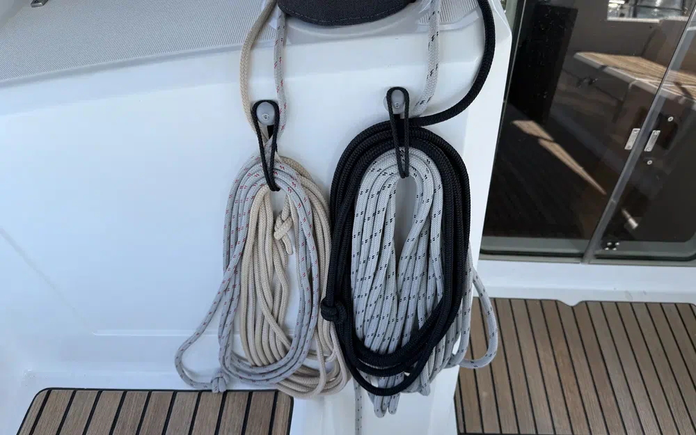 slider 23 Beneteau Oceanis 38
