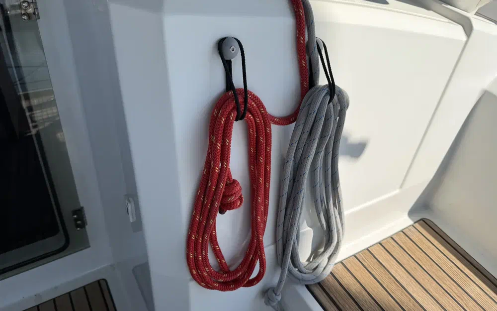 slider 24 Beneteau Oceanis 38