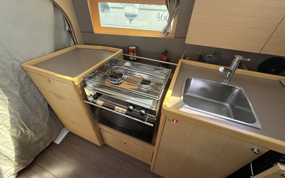 slider 41 Beneteau Oceanis 38