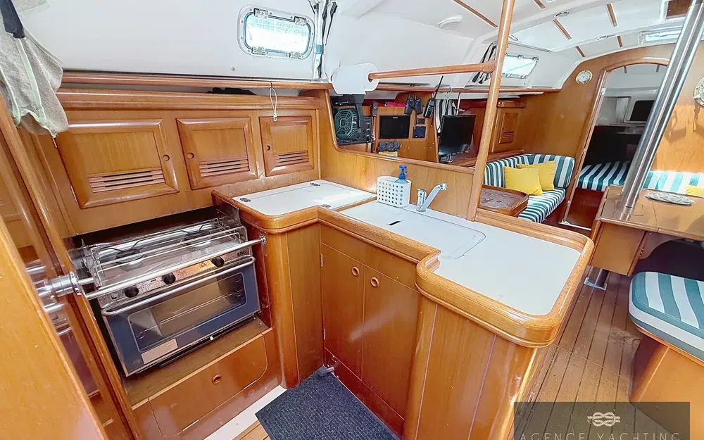 slider 3 Beneteau Oceanis 361 Clipper