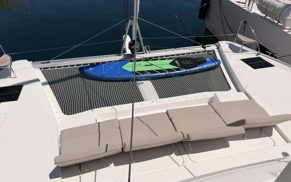 slider 10 Fountaine Pajot Elba 45