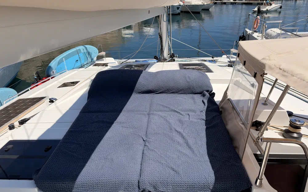 slider 13 Fountaine Pajot Elba 45