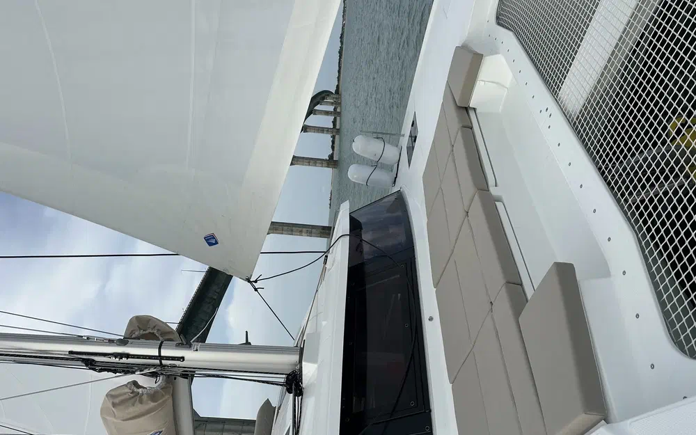 slider 4 Fountaine Pajot Elba 45