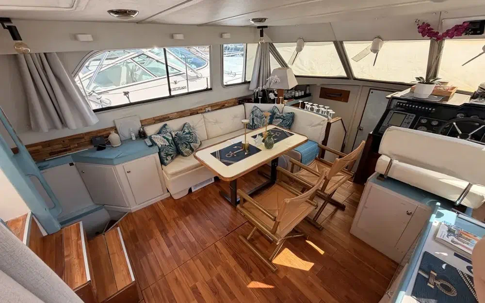 slider 11 Fairline 36 Sedan
