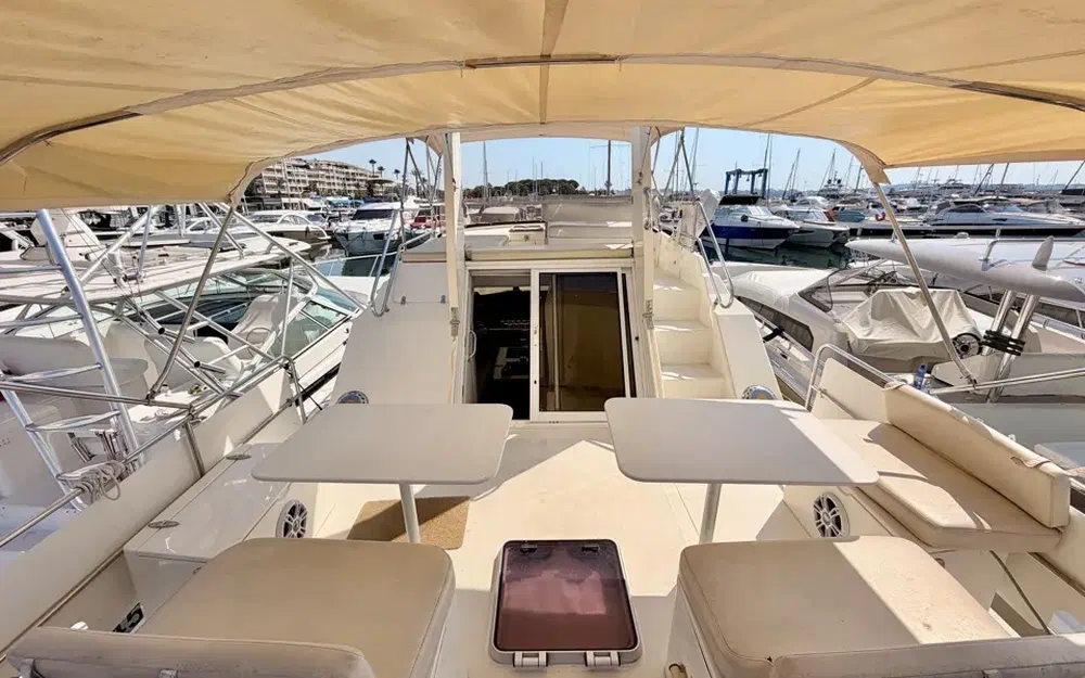 slider 4 Fairline 36 Sedan