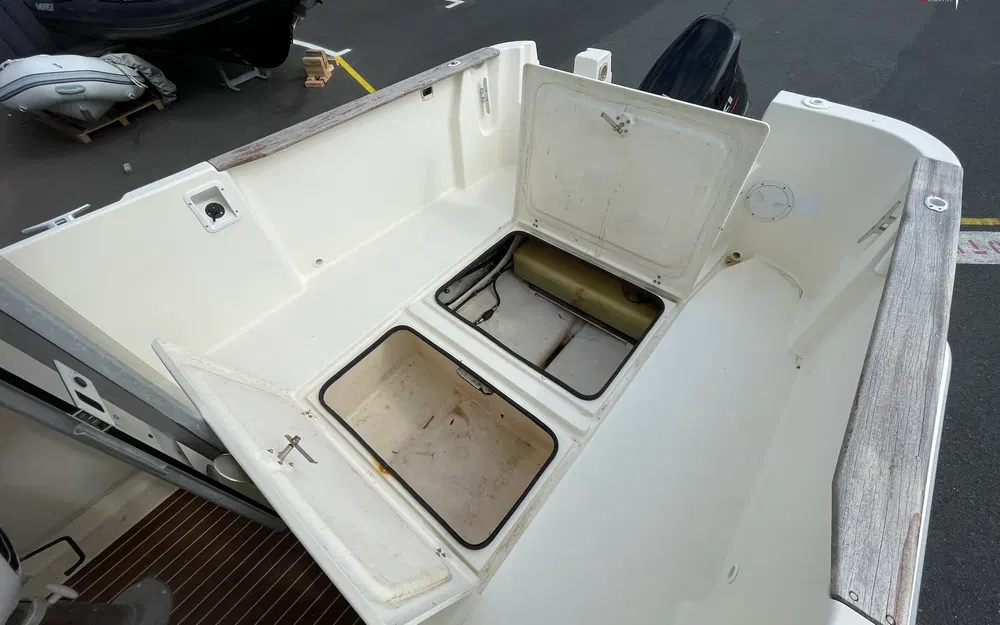 slider 8 Guymarine Antioche 650 Chalutier