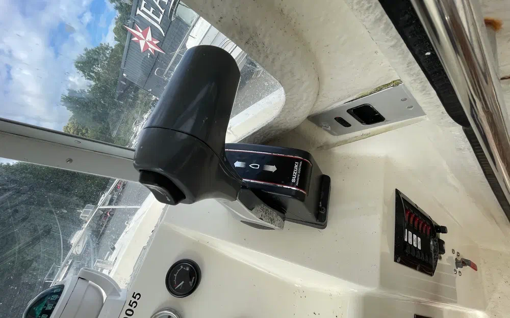 slider 11 Guymarine Antioche 650 Chalutier