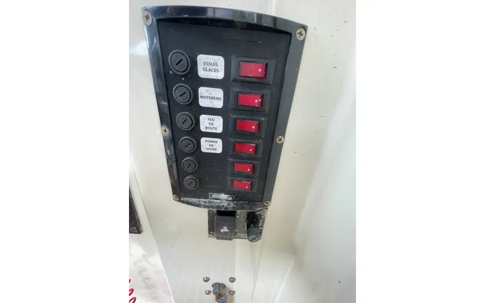 slider 12 Guymarine Antioche 650 Chalutier
