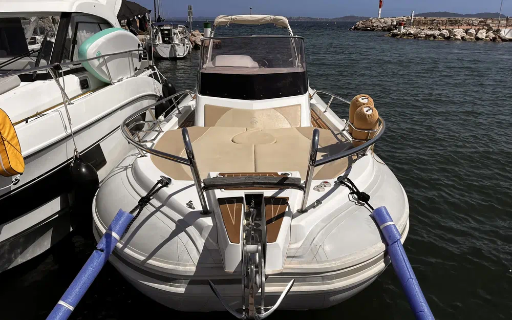 slider 1 Capelli Tempest