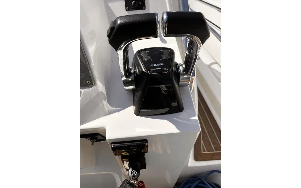 slider 8 Capelli Tempest
