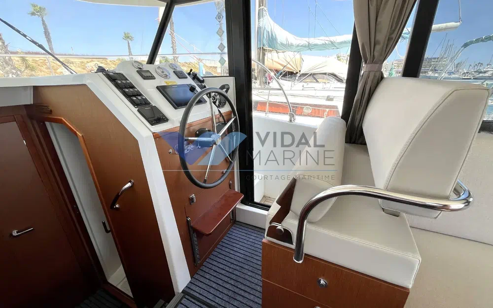 slider 5 Beneteau Swift Trawler 30