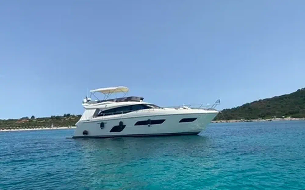 slider 29 Ferretti 550