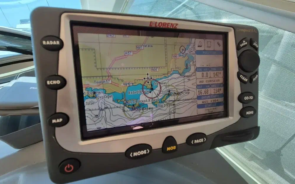 slider 10 Sealine SC 29