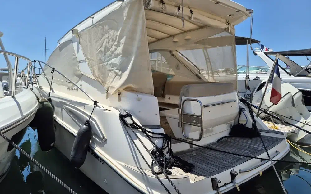 slider 6 Sealine SC 29