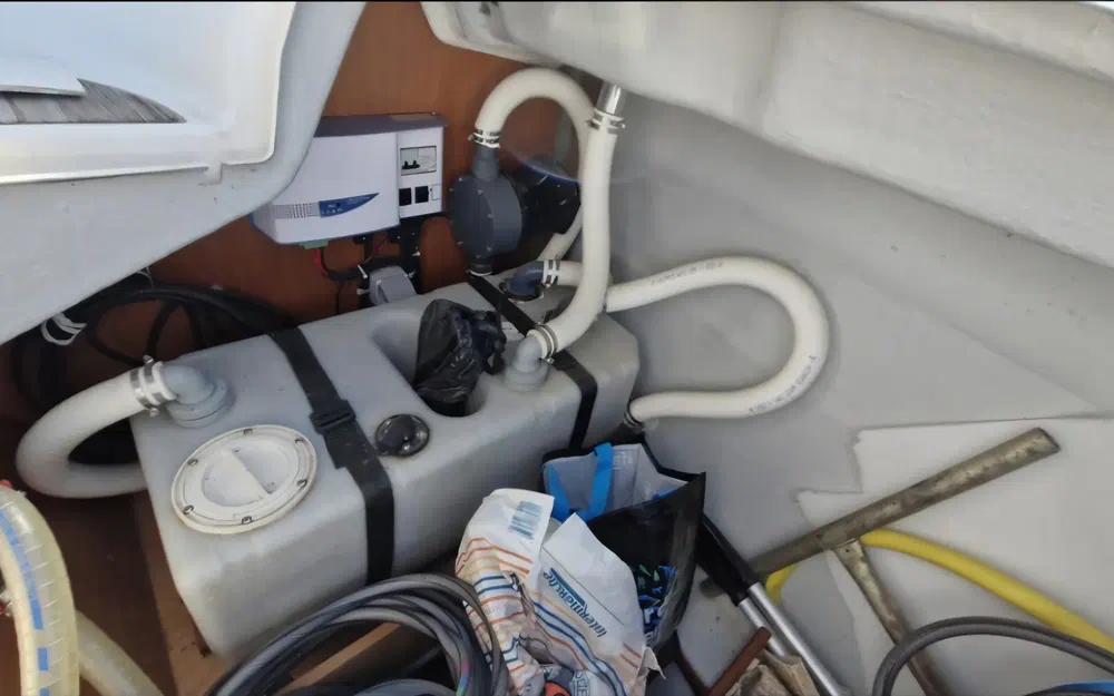 slider 27 Beneteau OCEANIS 323