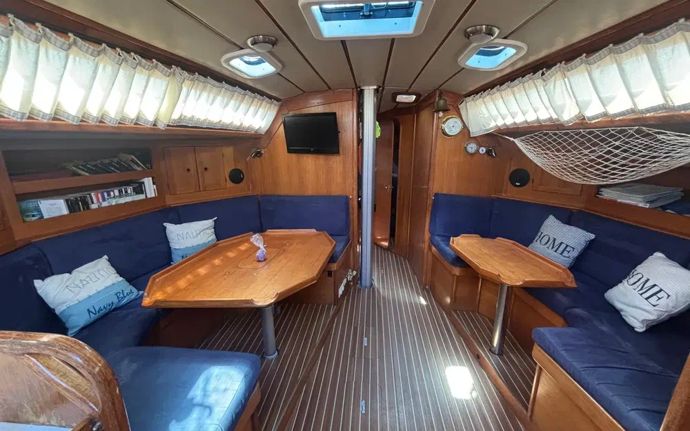slider 1 X-Yachts X-452