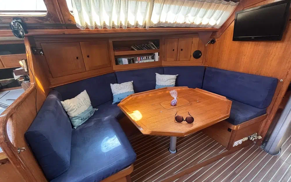 slider 4 X-Yachts X-452