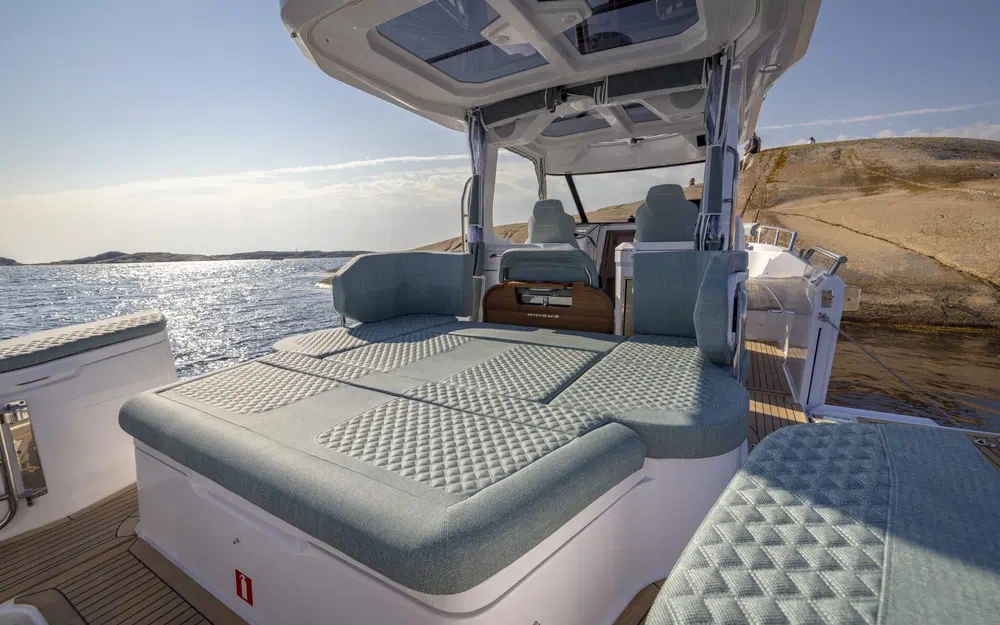 slider 2 Nimbus Sport Tender 35