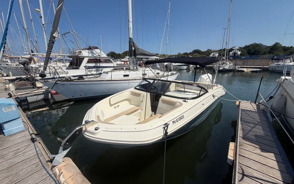 slider 1 Bayliner VR6 BOWRIDER OB