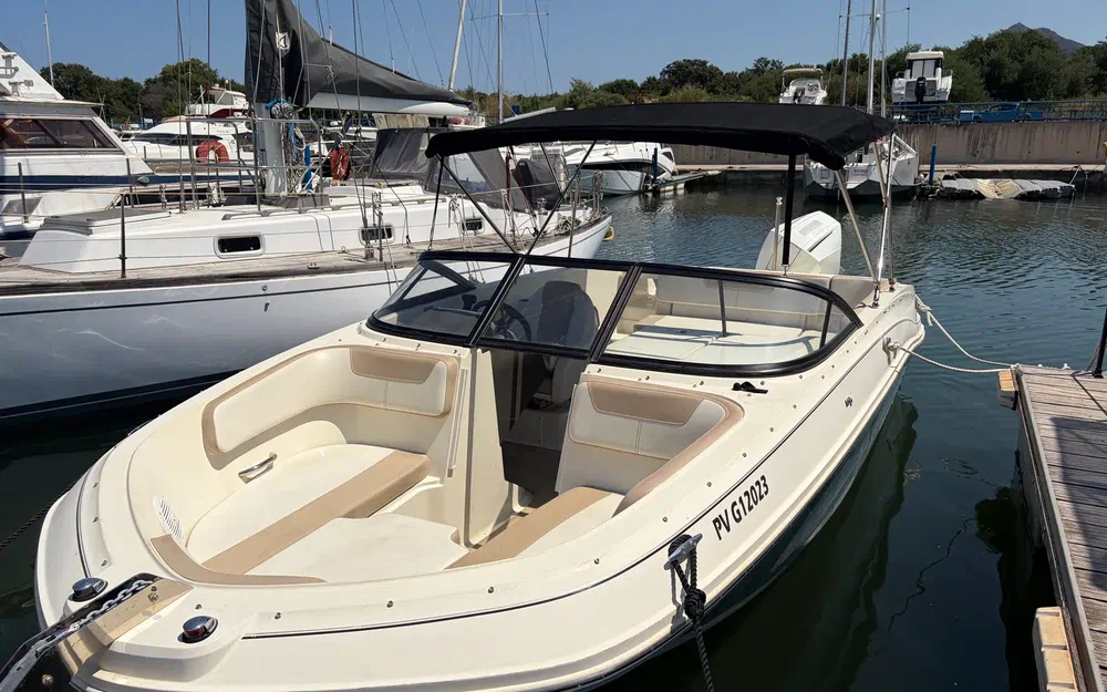 slider 0 Bayliner VR6 BOWRIDER OB
