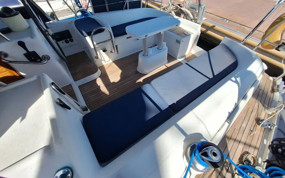 slider 1 Jeanneau Sun Odyssey 40 DS