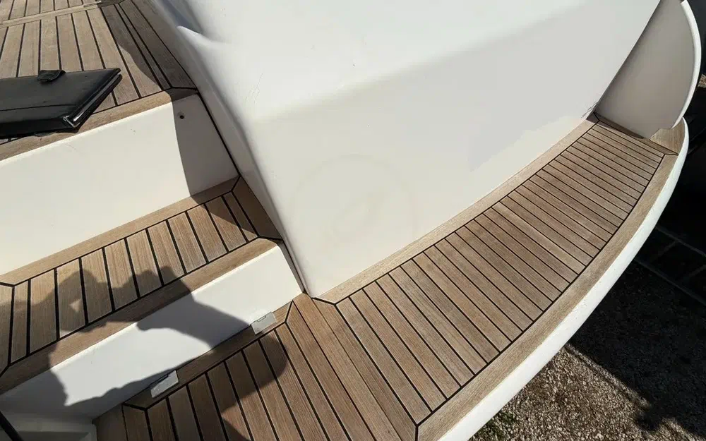 slider 6 Astondoa 40 Open