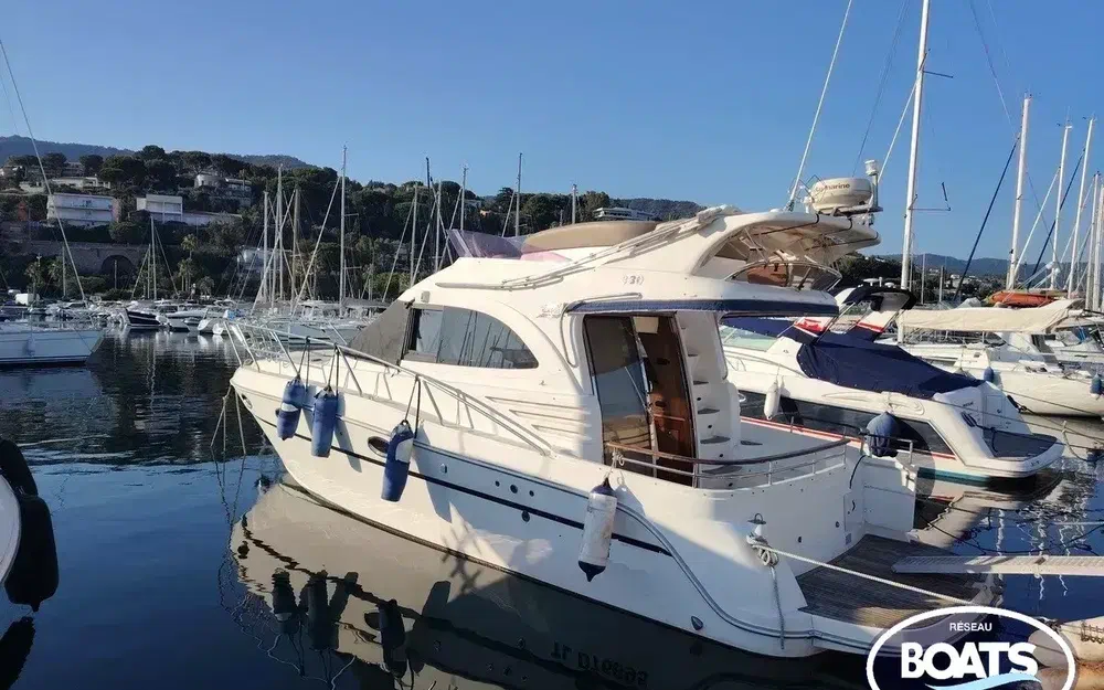 slider 0 Galeon 330