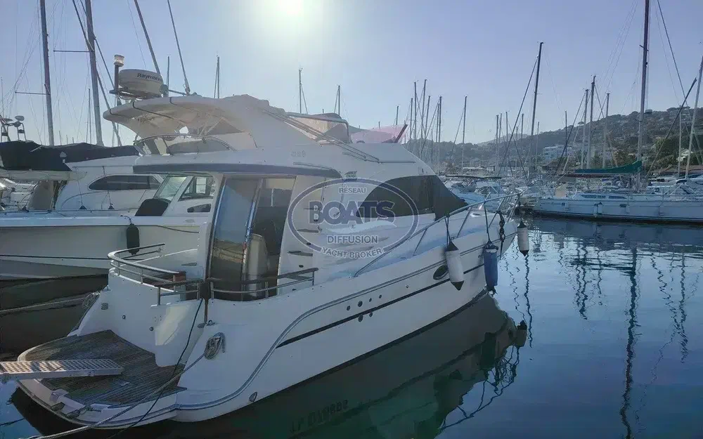 slider 1 Galeon 330