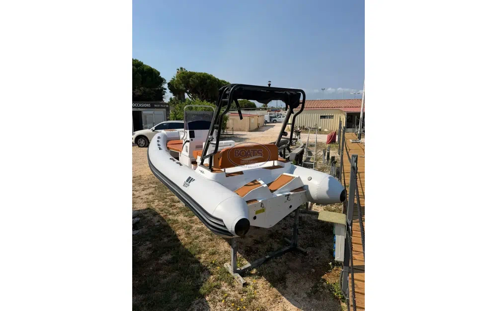 slider 1 Tiger Marine Pro Line 550