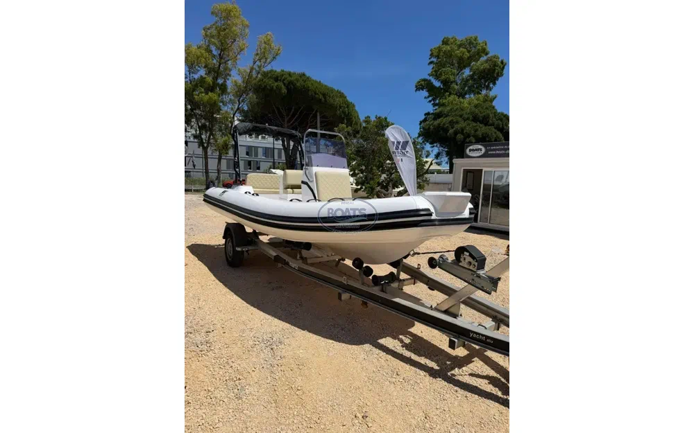 slider 4 Tiger Marine Pro Line 550